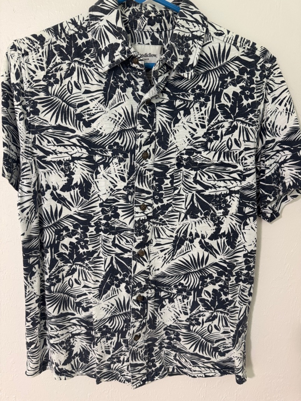 Goodfellow & Co Navy and White Tropical Button-Down Shirt